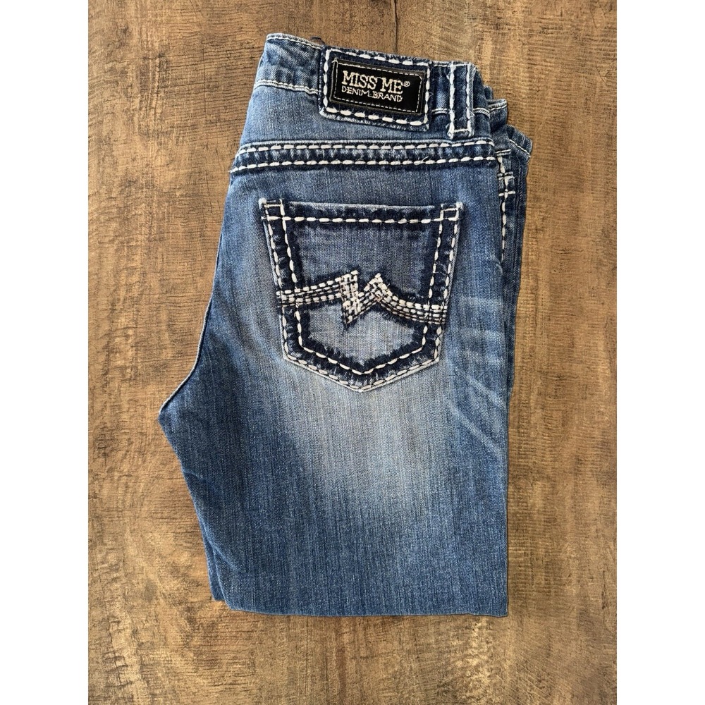 Miss Me Women's Capri‎ Blue Jeans Size 28